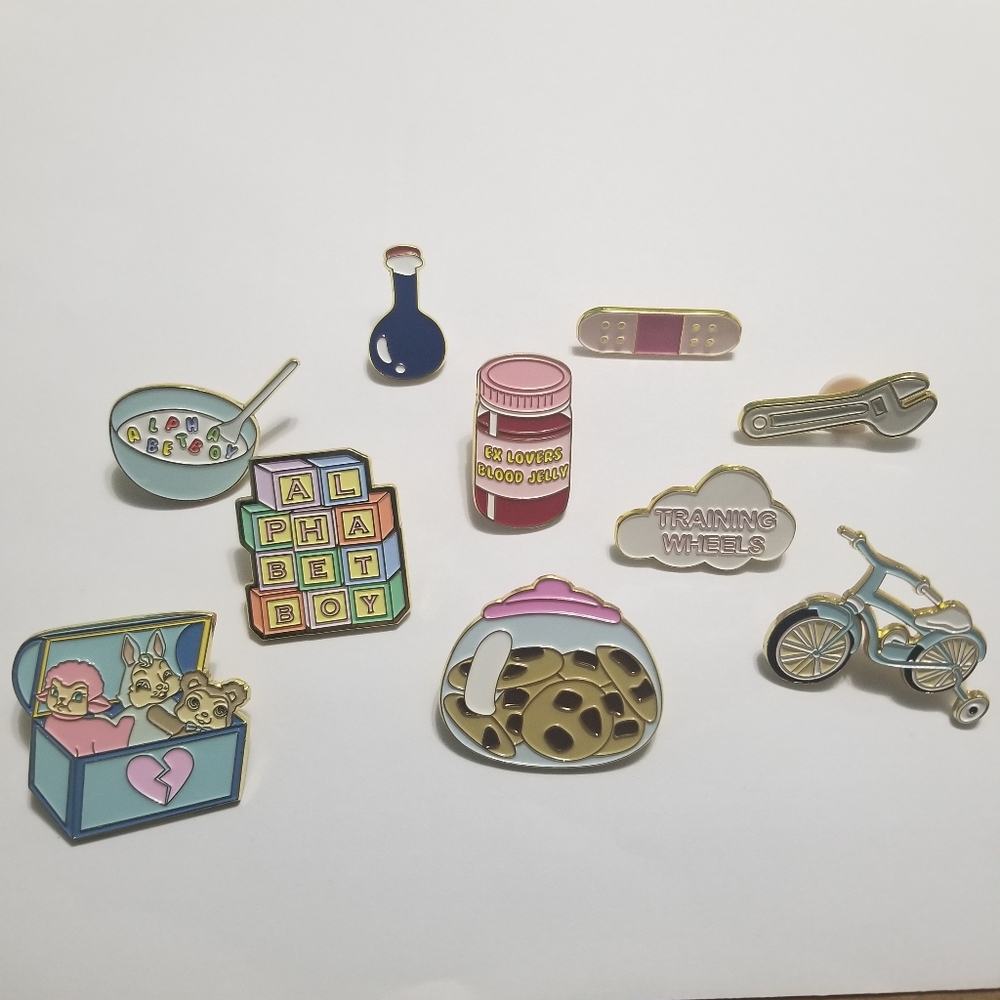 10 Melanie Martinez pins